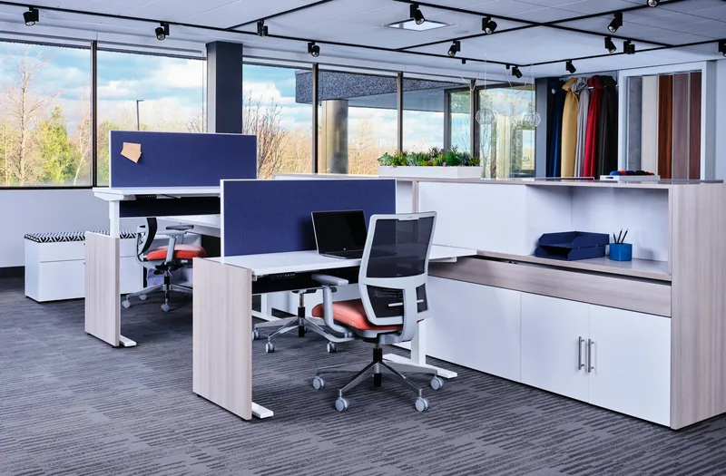 Benching, manufacturer photo