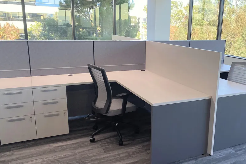 L-shaped panel workstations with pedestal storage, El Segundo