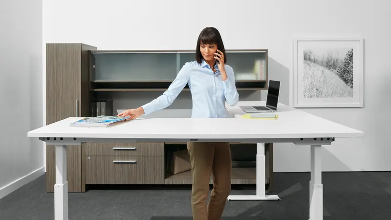 Height-adjustable desk, manufacturer photo