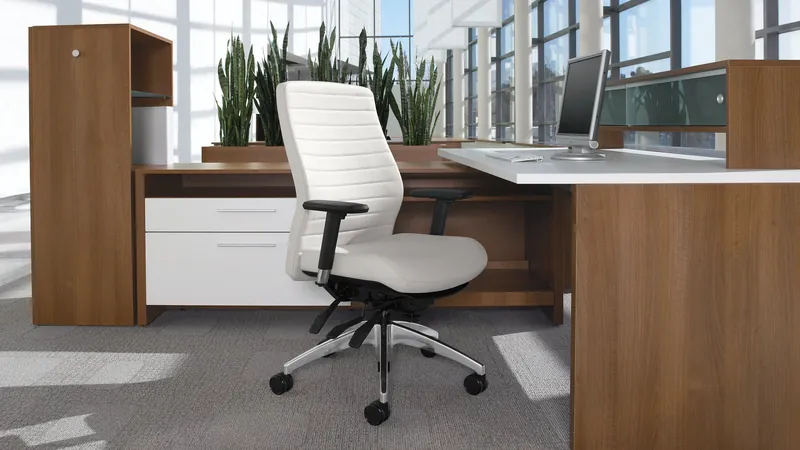 Seating, manufacturer photo #189